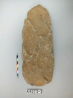 藏品(大型打製石斧)的圖片